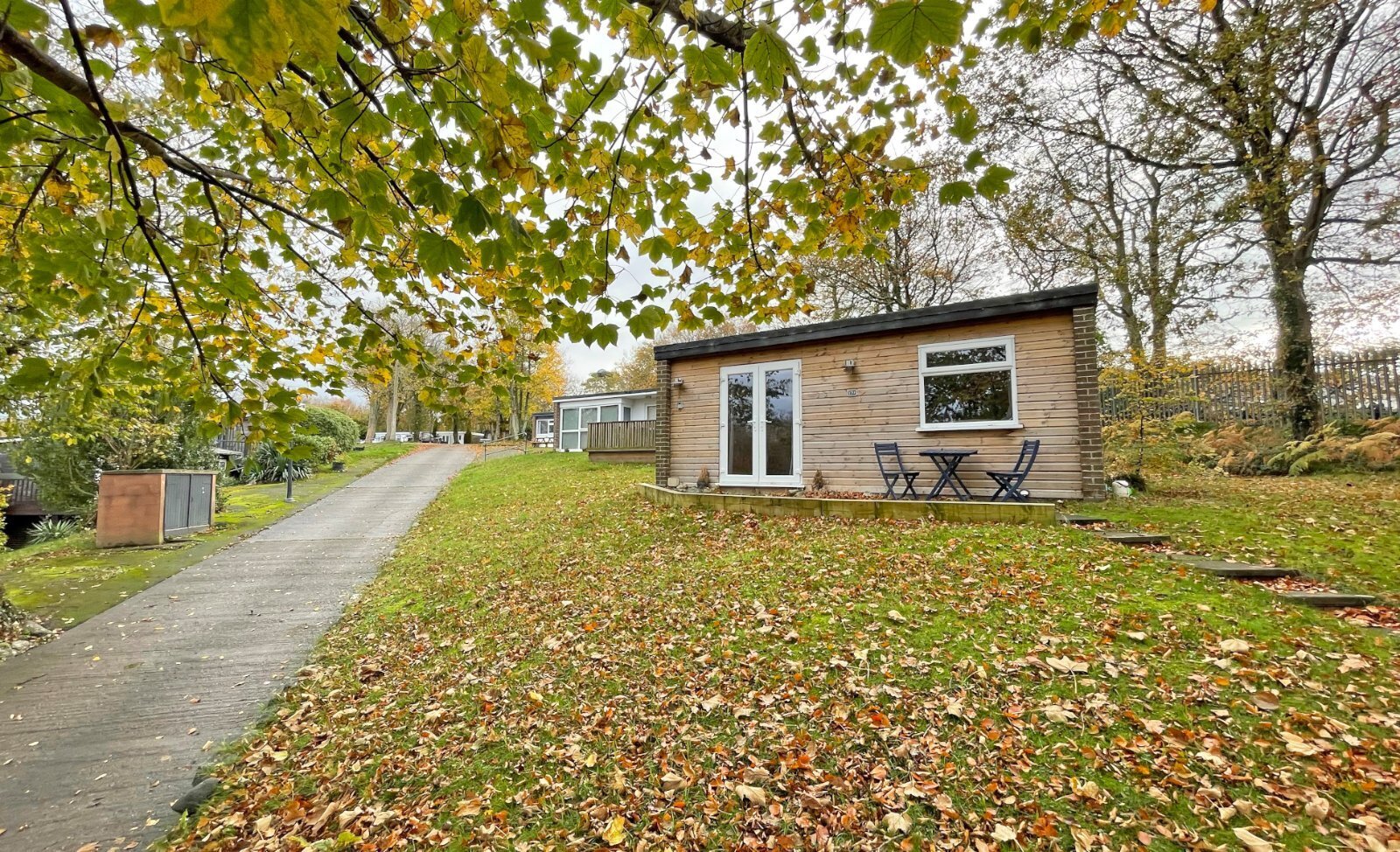 2 bedroom property for sale in Snowdon Drive, Caeathro, Caernarfon