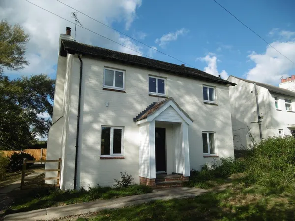 WHATBOROUGH FARM COTTAGE, TILTON ON THE HILL