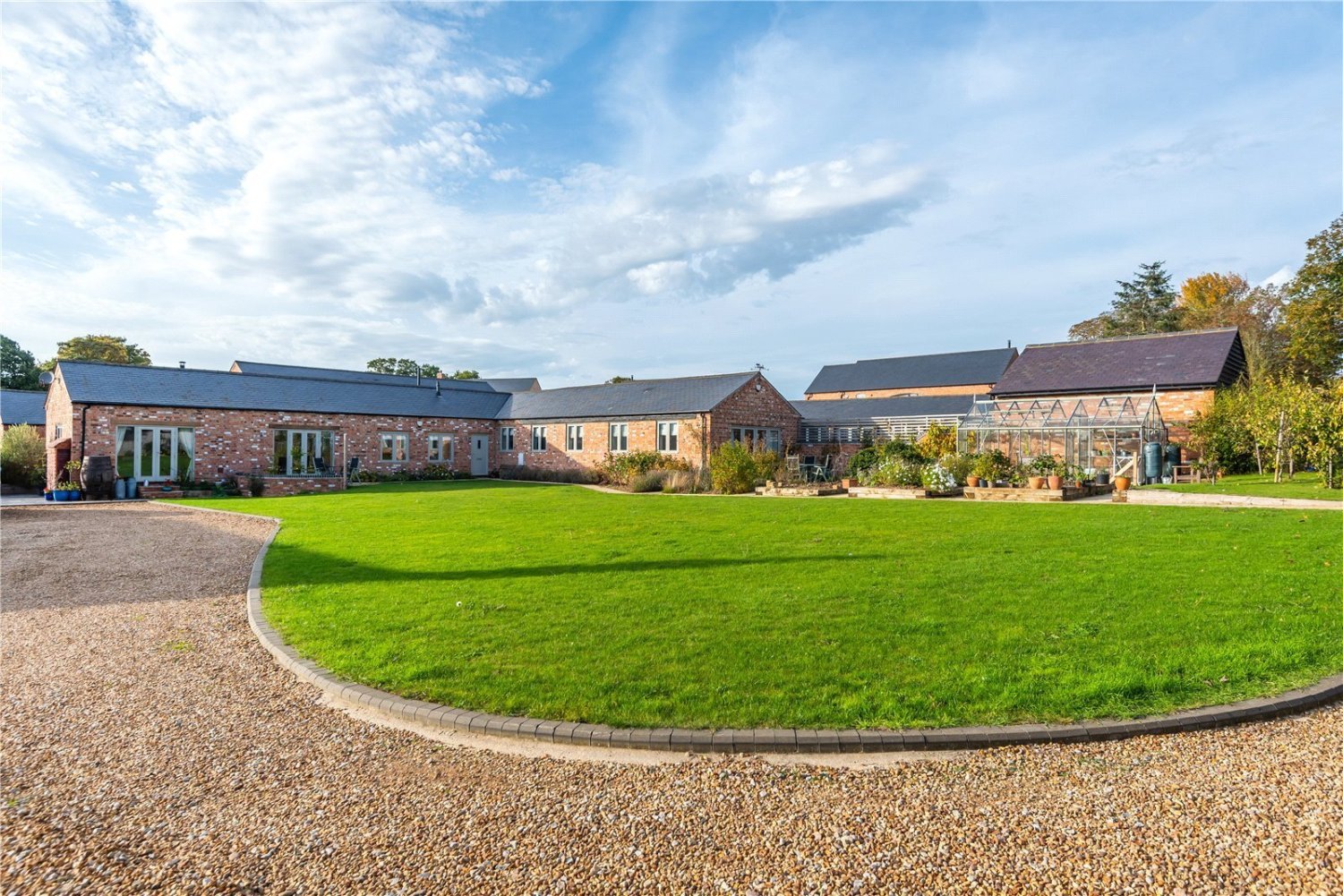 JacksonStops 4 bedroom property for sale in Bidwell Lane, Caldecott