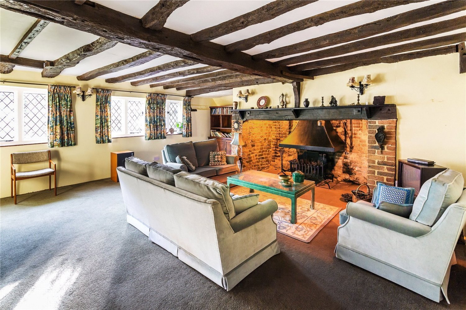 JacksonStops 4 bedroom property for sale in Ridlands Lane