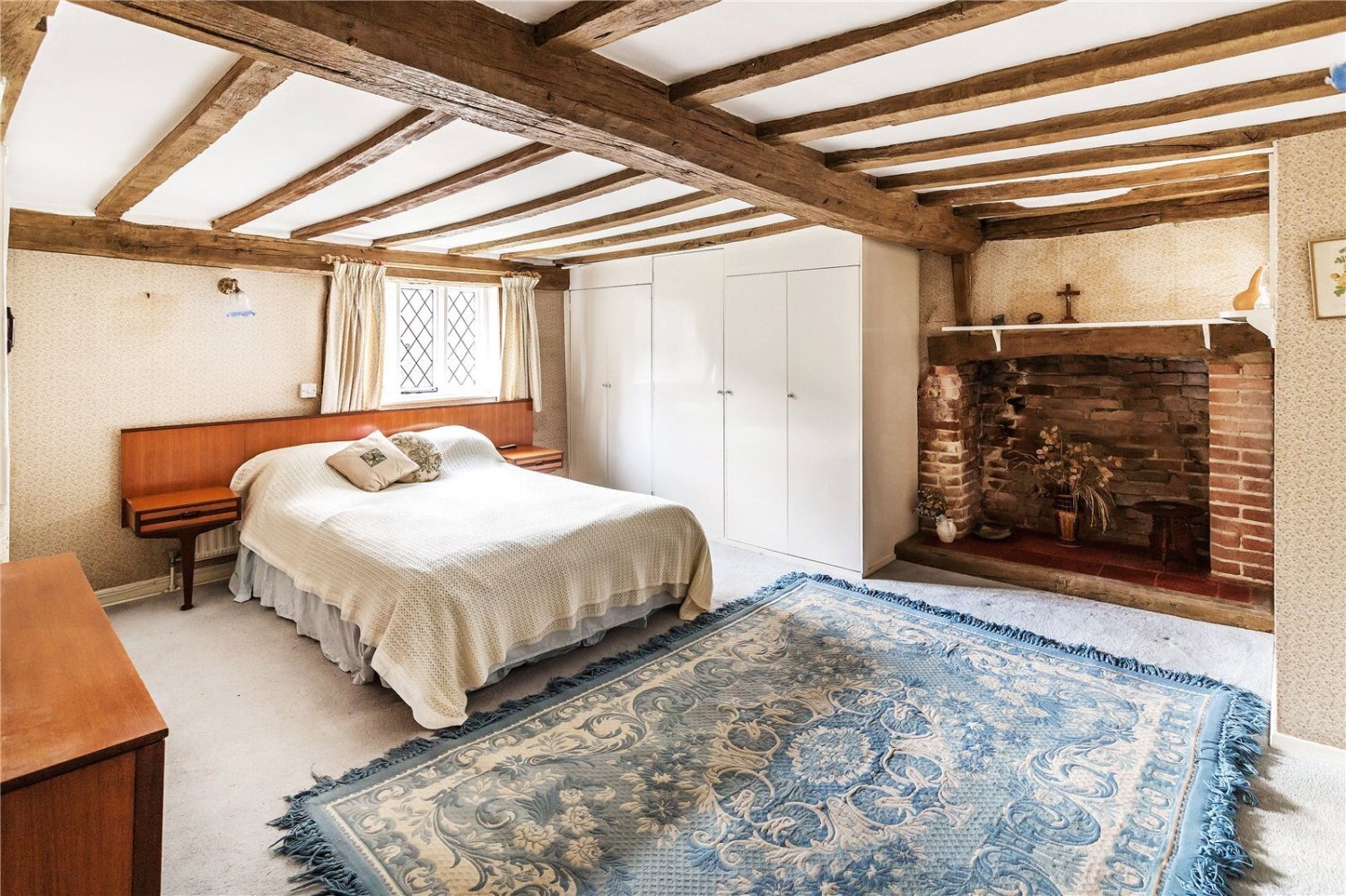 JacksonStops 4 bedroom property for sale in Ridlands Lane