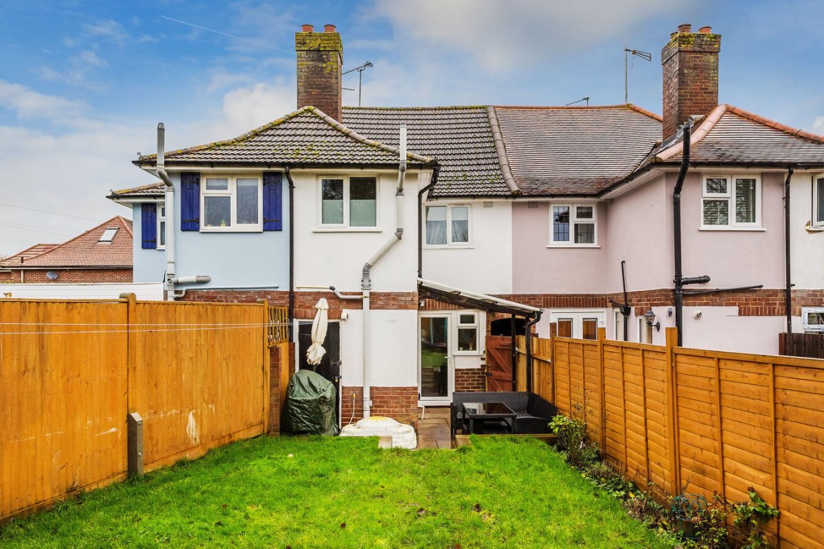 2 bedroom property for sale in Westways, Westerham, TN16 Guide price