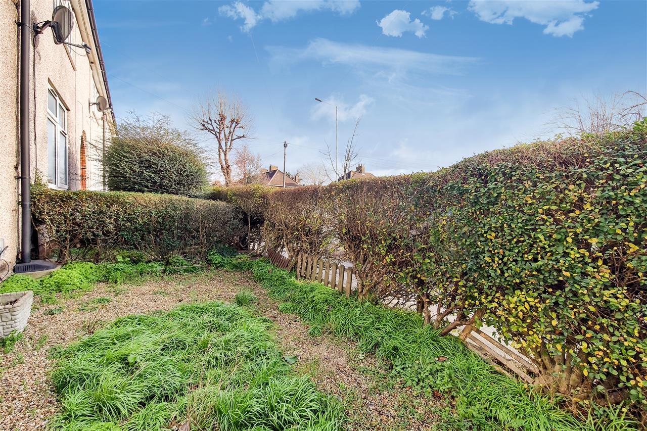 2 bedroom property for sale in Woodward Road, Dagenham, Essex £325,000