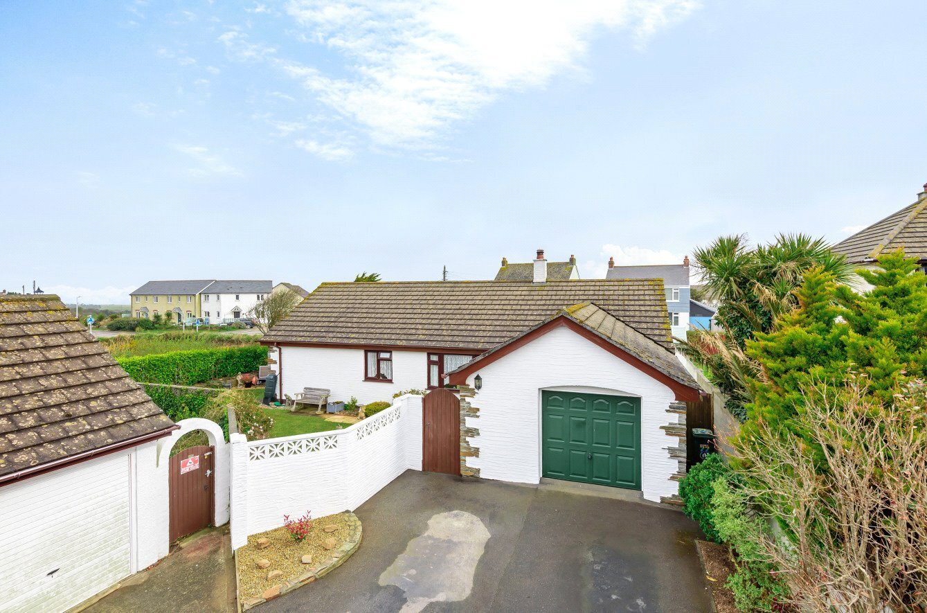 4 bedroom property for sale in Ellenglaze Court, Cubert, Newquay, TR8 Guide price £425,000