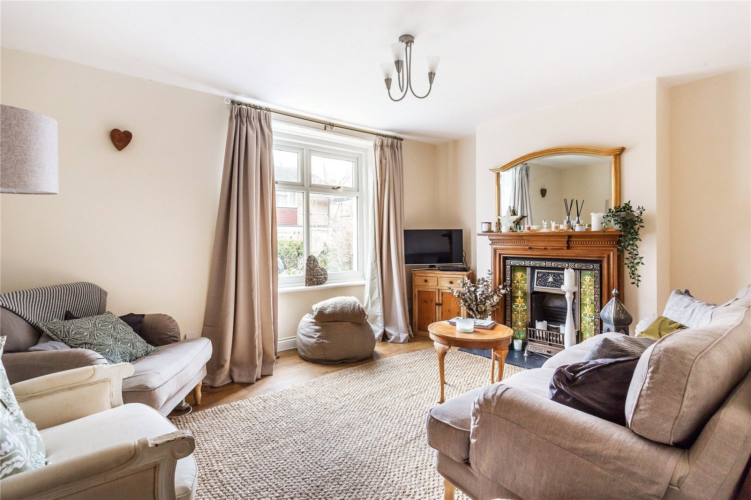 JacksonStops 2 bedroom property for sale in Holmesdale Road, Reigate, Surrey, RH2 Guide