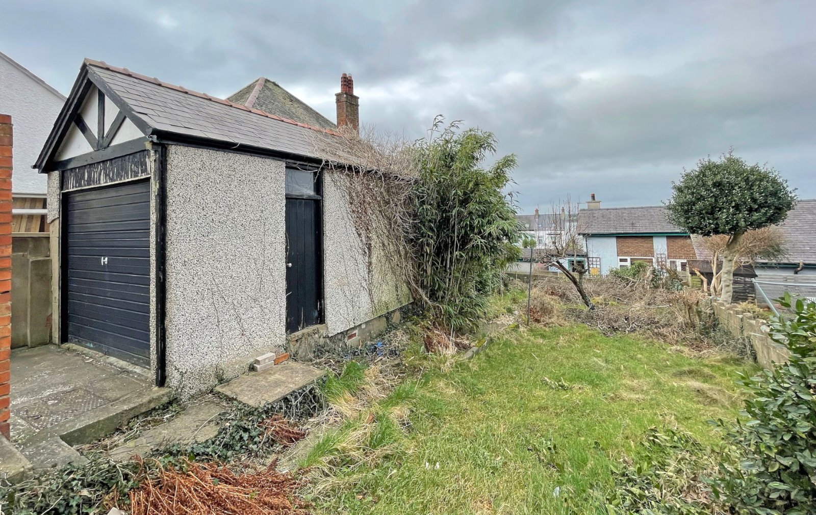 3 bedroom property for sale in St. Davids Road, Caernarfon, Gwynedd