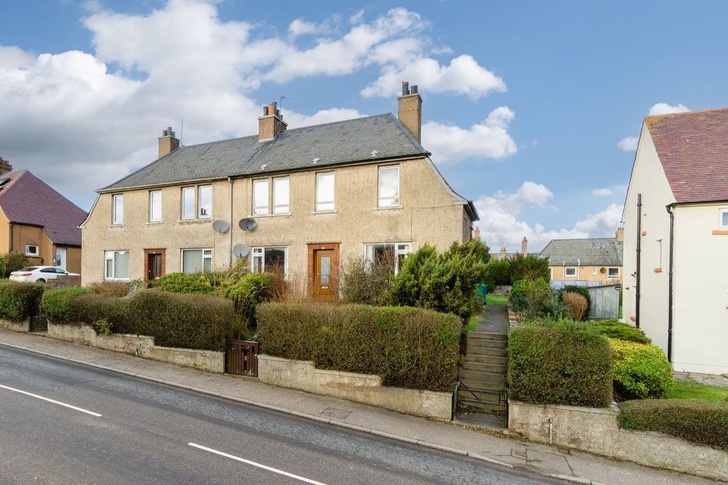 2 bedroom apartment for sale in Lamond Drive, St. Andrews, KY16