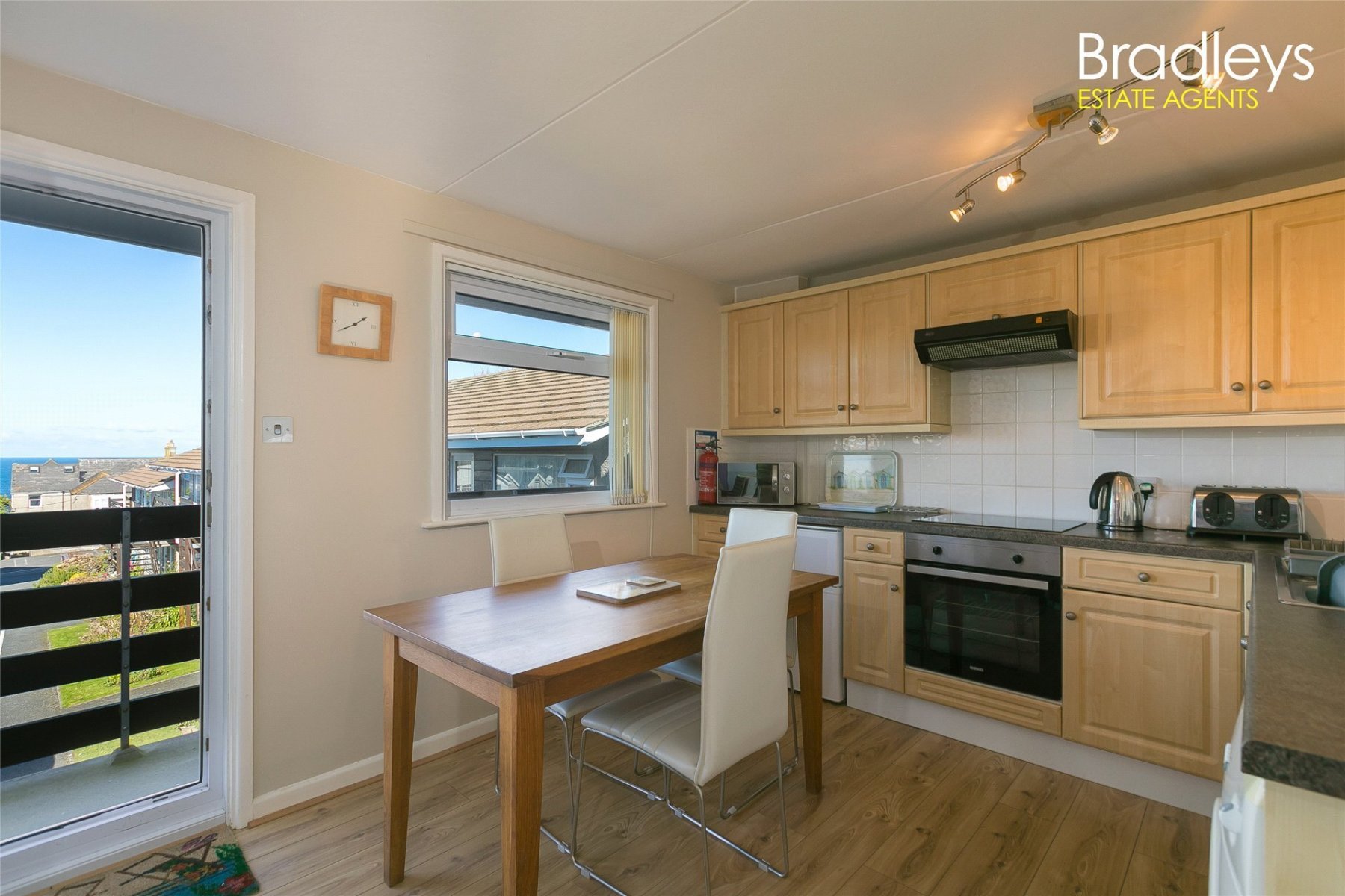 2 bedroom property for sale in Tolpedn Flats, Headland Road, Carbis Bay