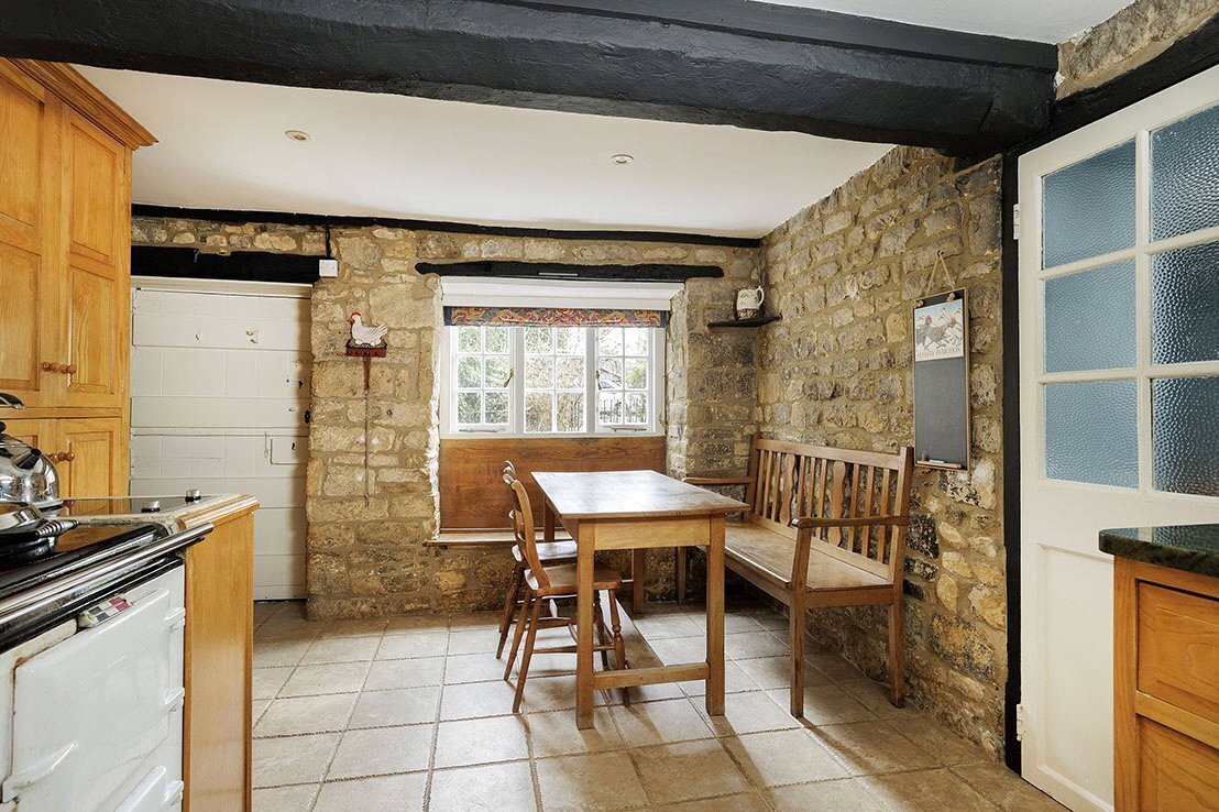 JacksonStops 3 bedroom property for sale in Chapel Lane, WestonSub