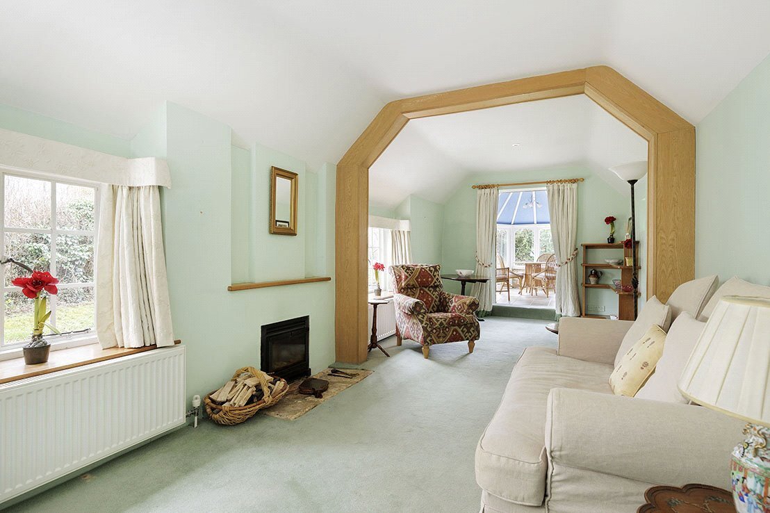 JacksonStops 3 bedroom property for sale in Chapel Lane, WestonSub