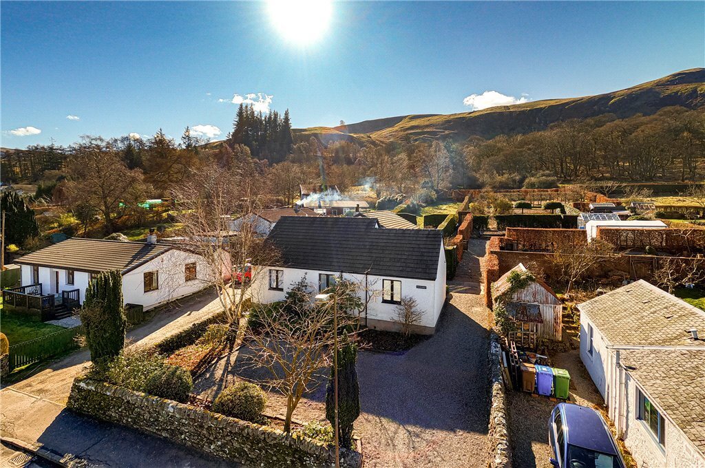 3 bedroom house for sale in Main Street, Fintry, Stirlingshire, G63