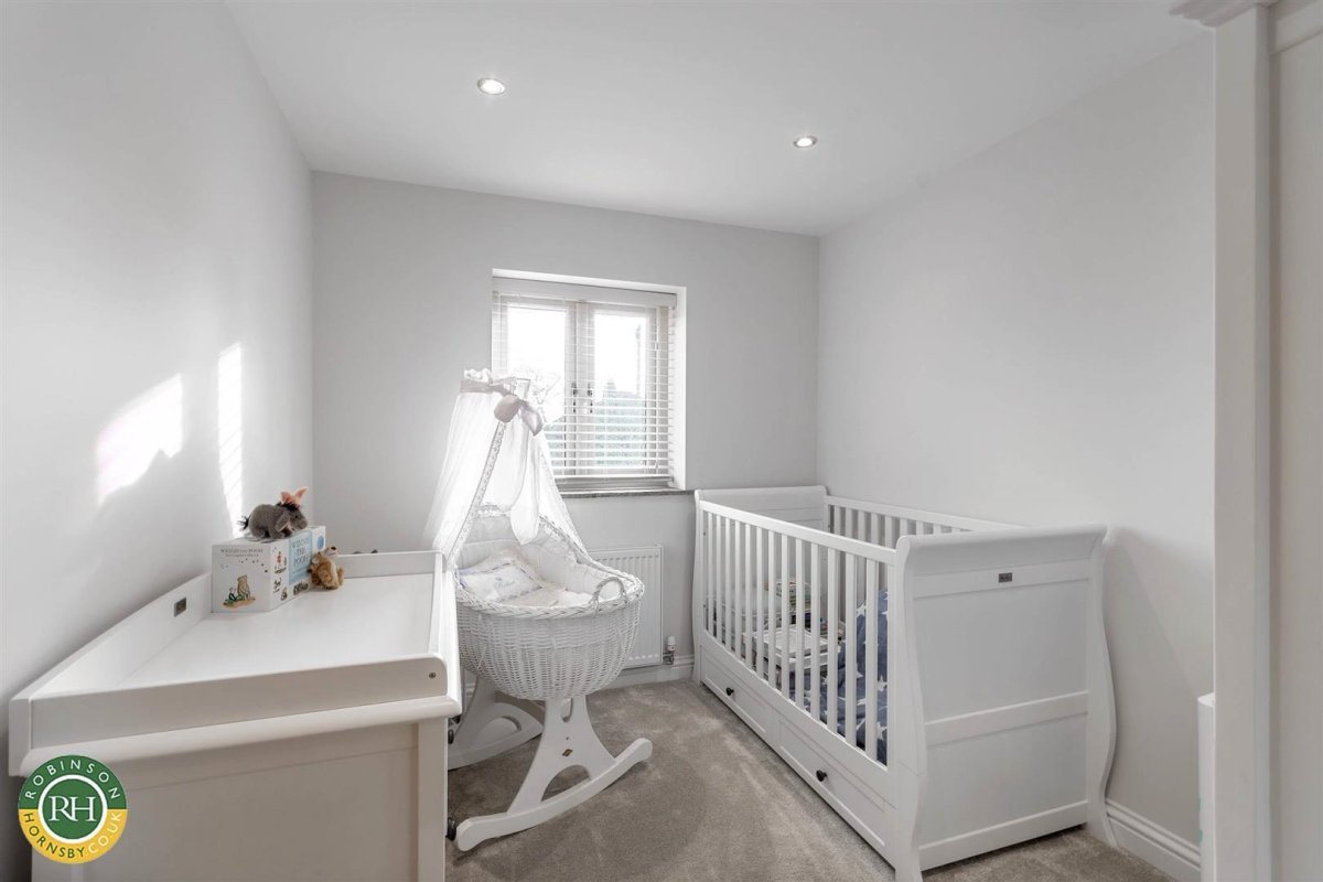 4 bedroom property for sale in The Cobblestones High Street, Barnburgh