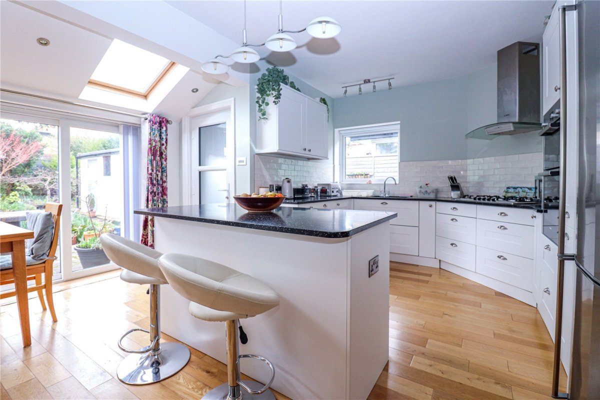 4 bedroom property for sale in Tuckton Road, Southbourne, Bournemouth