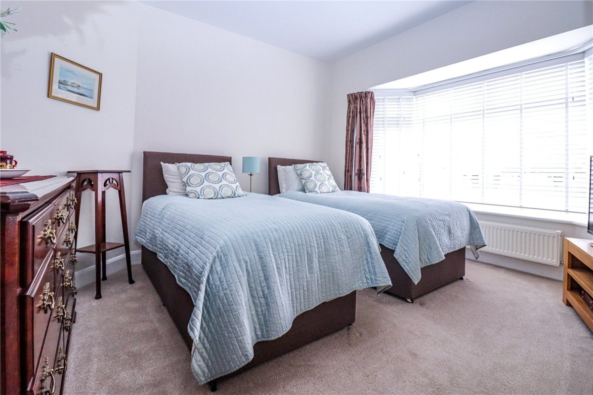 4 bedroom property for sale in Tuckton Road, Southbourne, Bournemouth