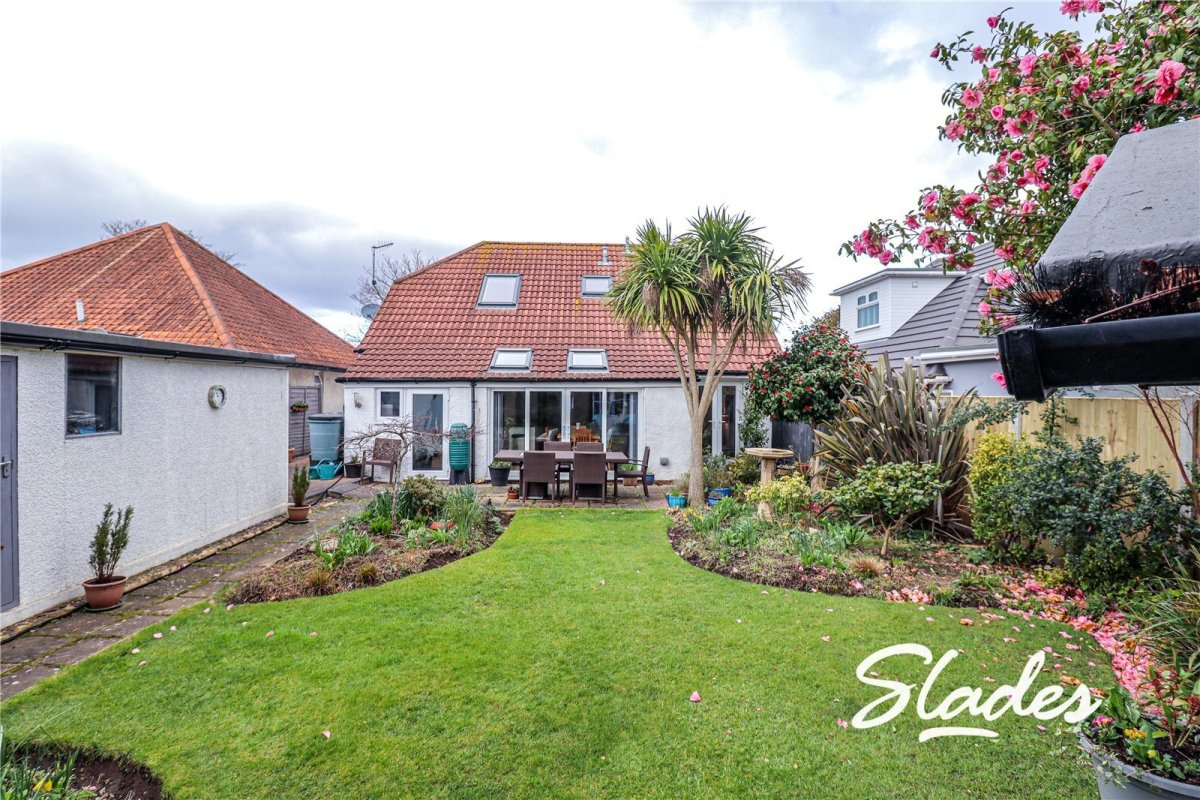 4 bedroom property for sale in Tuckton Road, Southbourne, Bournemouth