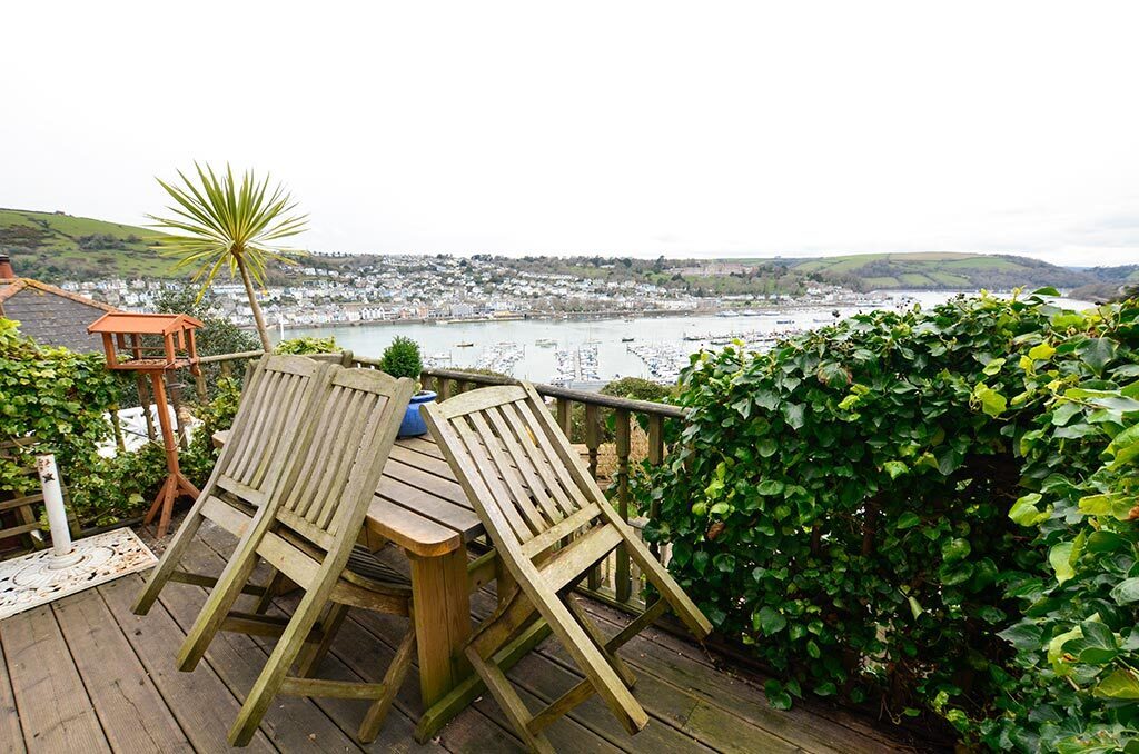 3 bedroom property for sale in WOOD LANE KINGSWEAR DARTMOUTH £520,000