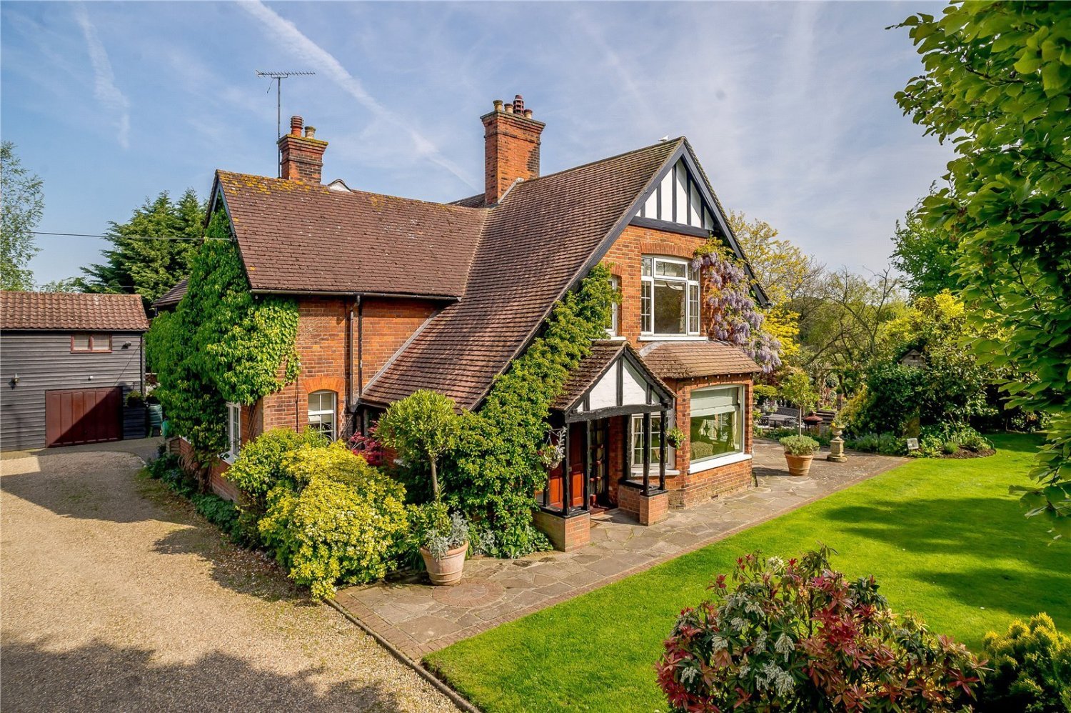 JacksonStops 4 bedroom property for sale in Coxtie Green Road