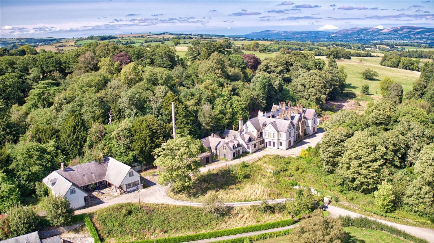 JacksonStops property for sale in Efenechtydd, Ruthin, Denbighshire