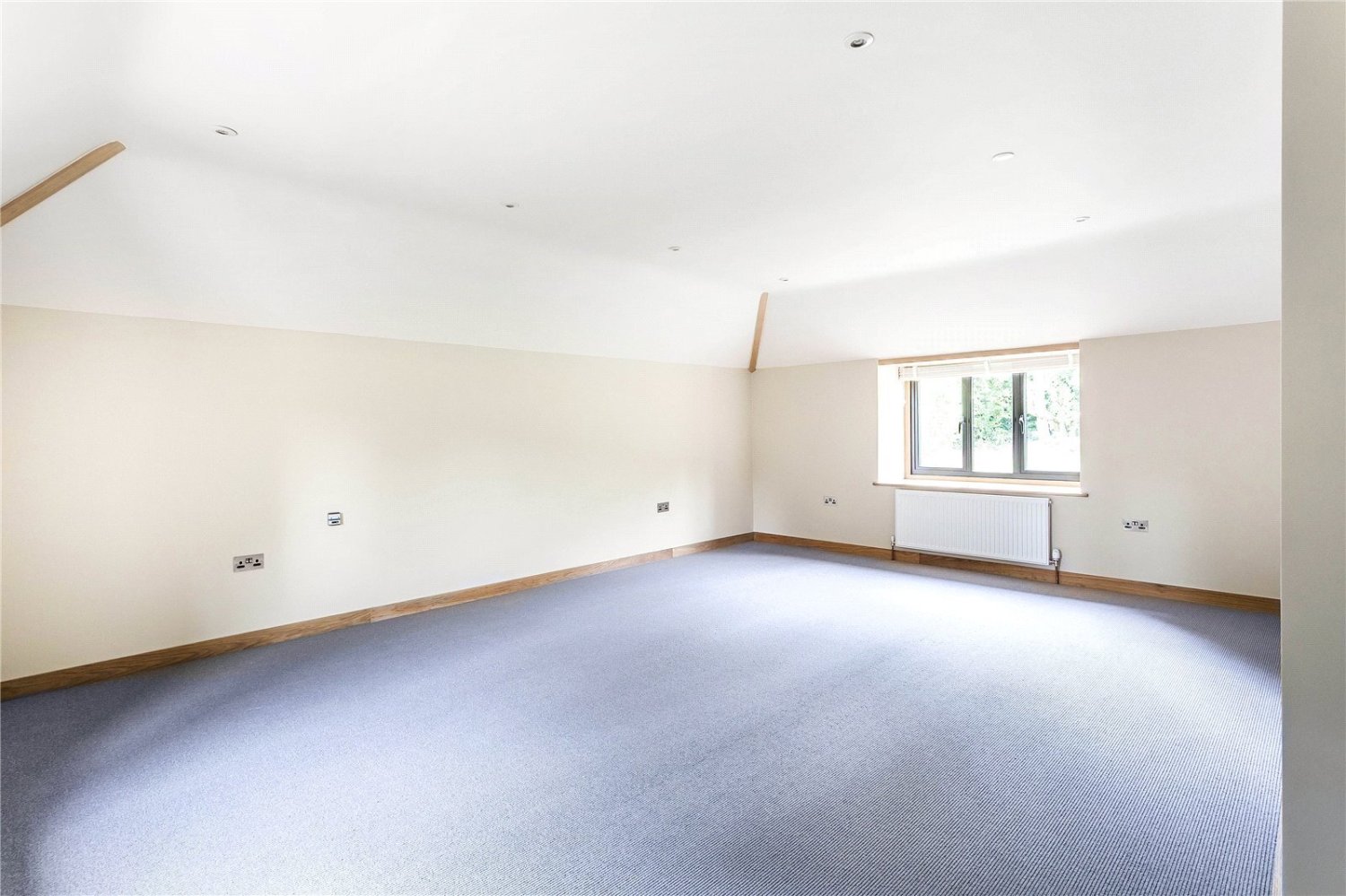 JacksonStops 4 bedroom property for sale in Butlers Dene Road