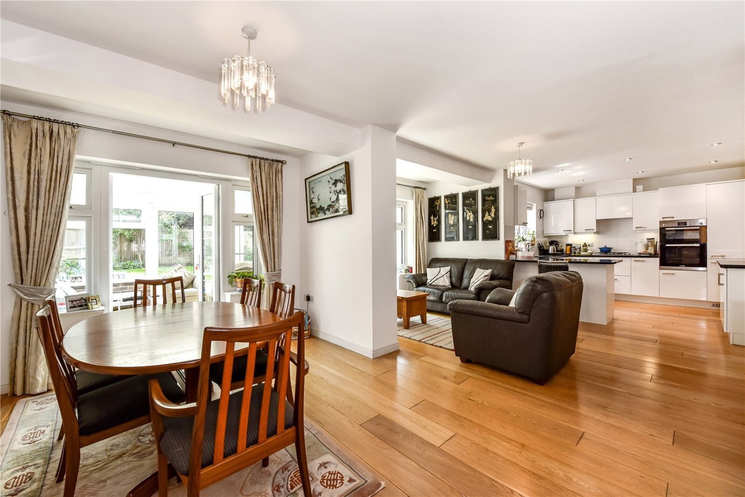 JacksonStops 5 bedroom property for sale in New Heritage Way, North