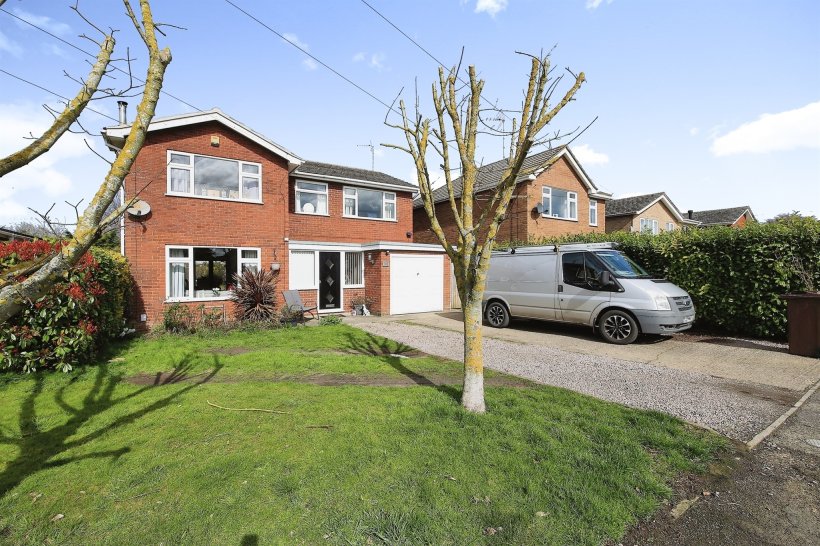 Aintree Drive, Spalding 4 bedroom detached house William H Brown