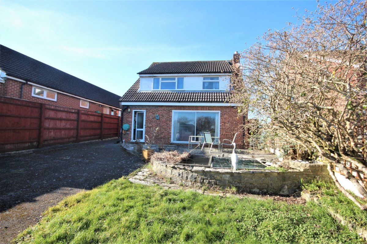 3 bedroom property for sale in Corfe View Road, Corfe Mullen, Wimborne