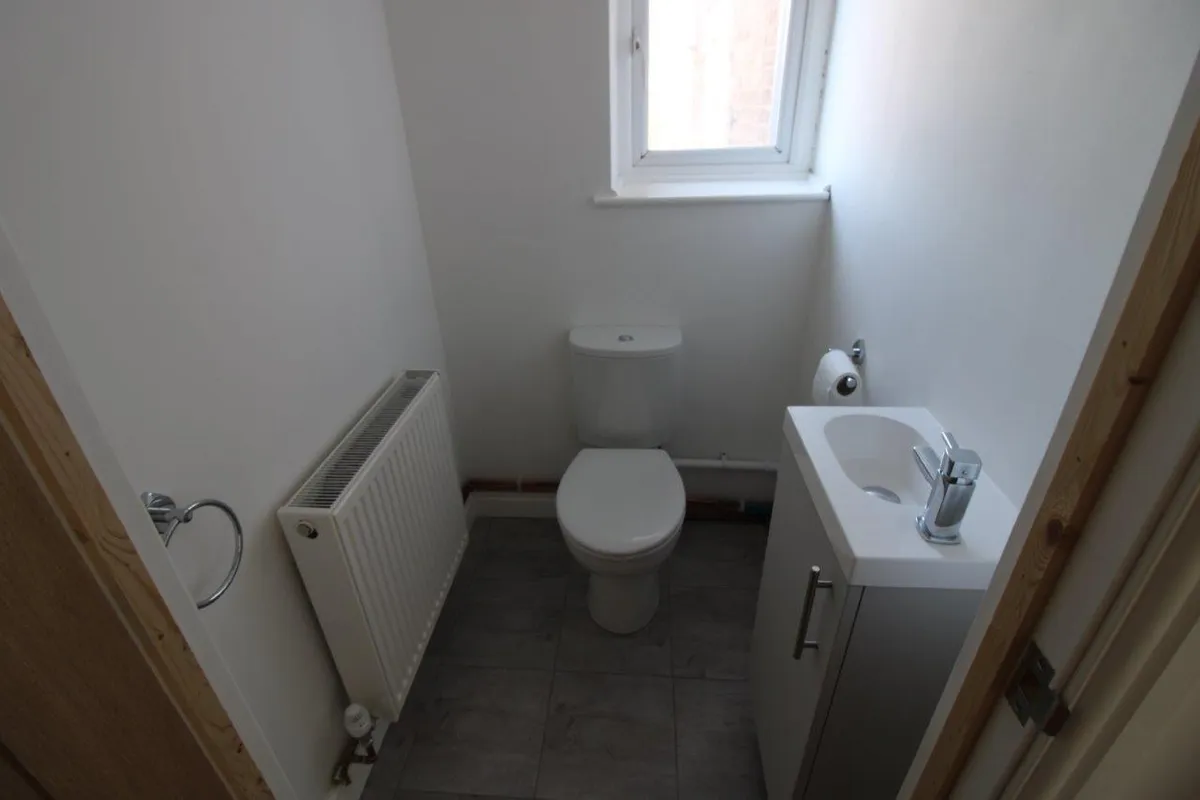 REDBROOK CRESCENT, MELTON MOWBRAY