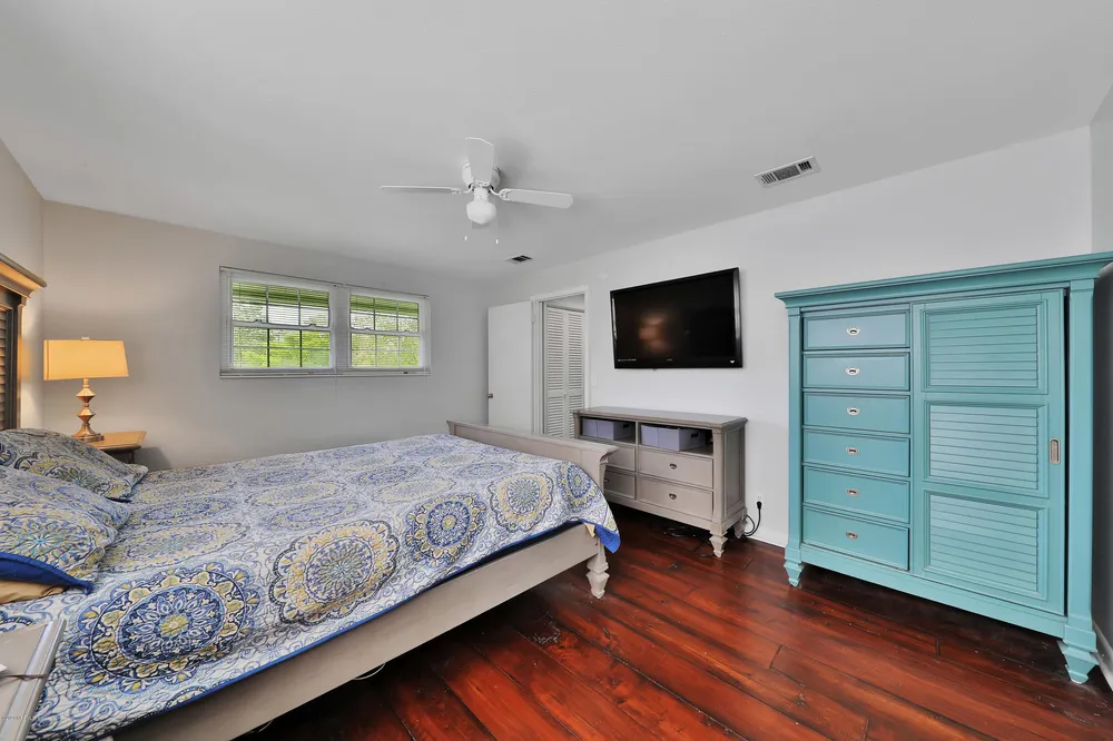 5044 Somersby Rd, Jacksonville, FL 32217