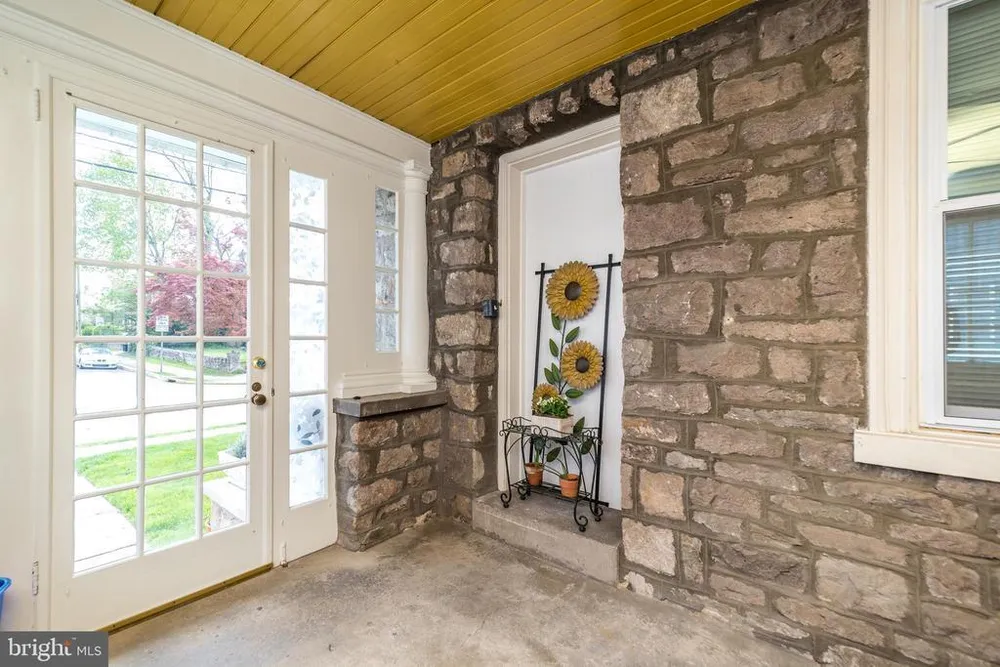 128 E Park Ave, Ambler, PA 19002