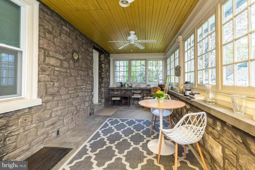 128 E Park Ave, Ambler, PA 19002