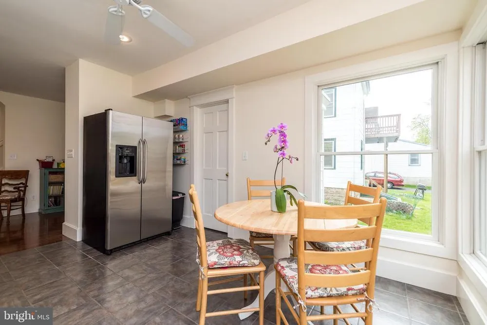 128 E Park Ave, Ambler, PA 19002