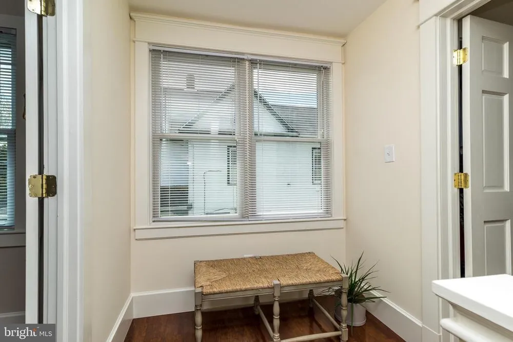 128 E Park Ave, Ambler, PA 19002