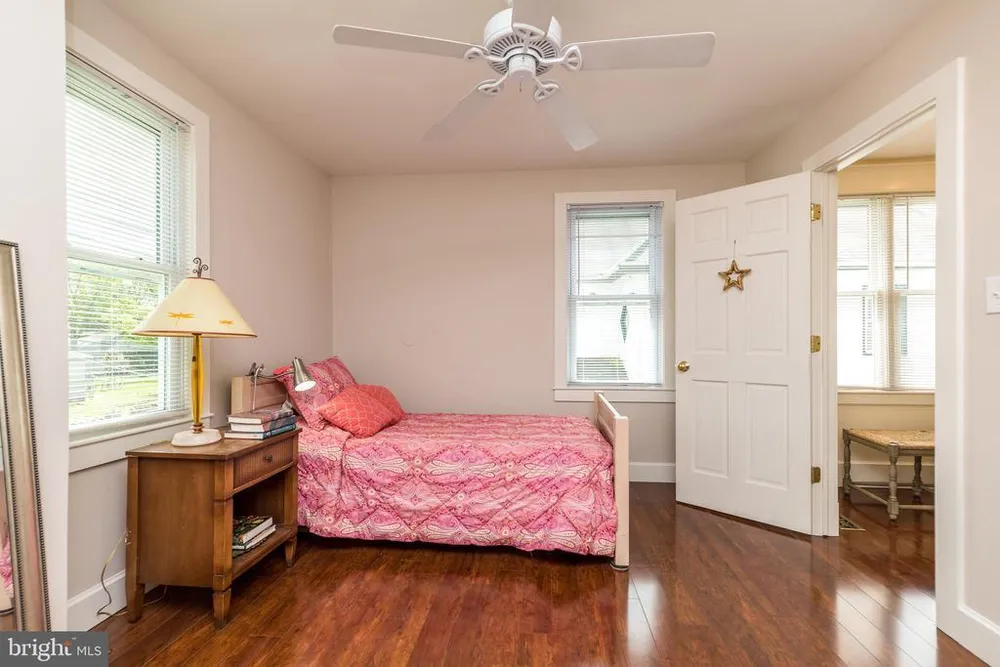 128 E Park Ave, Ambler, PA 19002