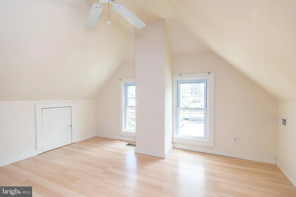 128 E Park Ave, Ambler, PA 19002