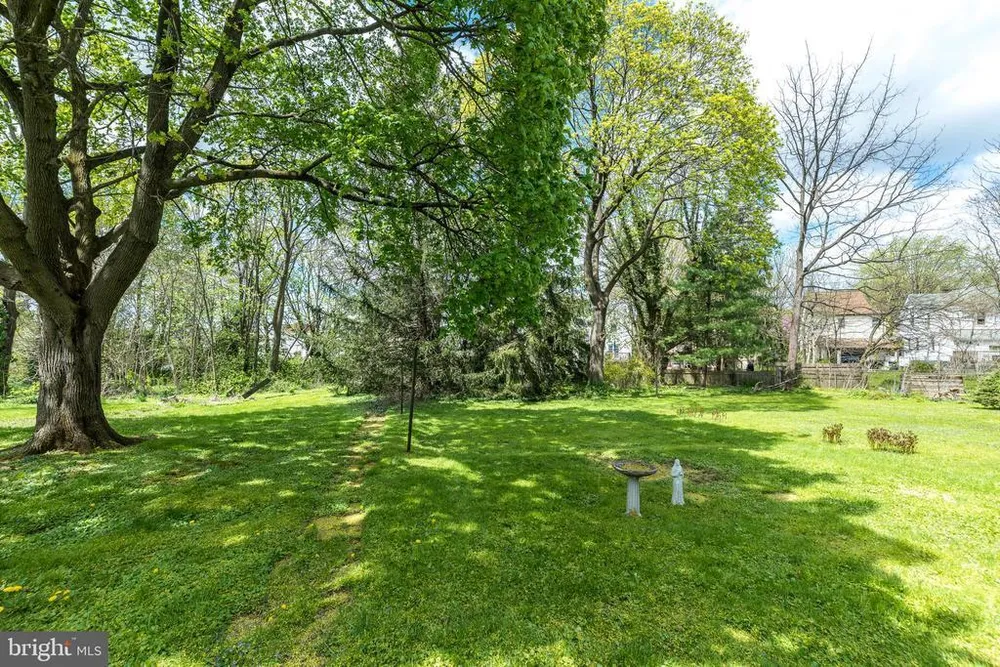 128 E Park Ave, Ambler, PA 19002