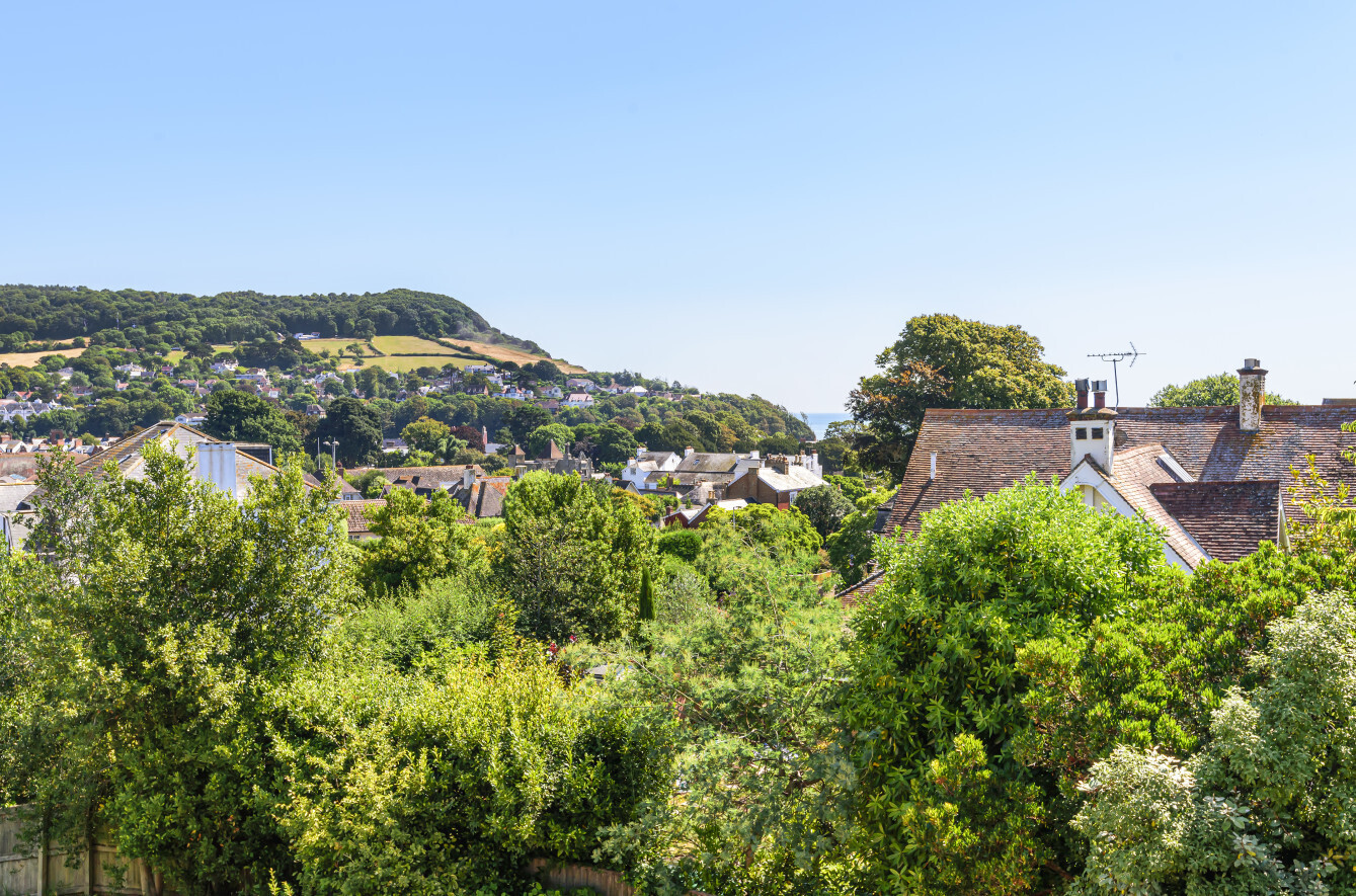 5 bedroom property for sale in Seafield Road, Sidmouth, Devon, EX10