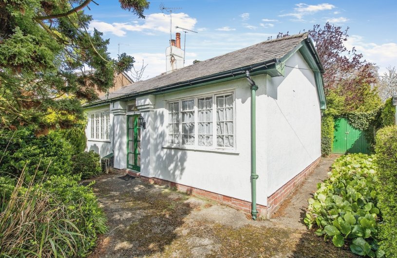 Mayew Road, Wirral 3 bedroom detached bungalow Jones & Chapman