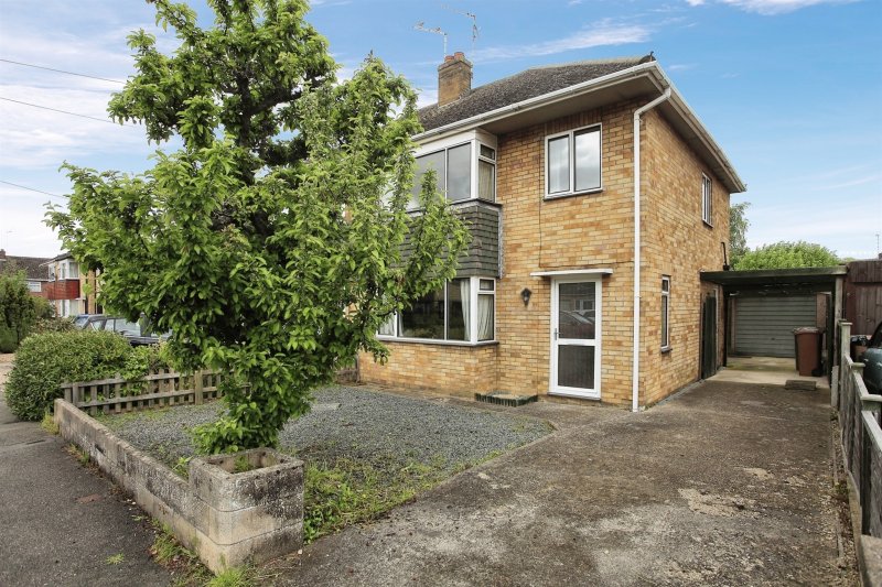 3 bedroom property for sale in Lichfield Avenue, Werrington