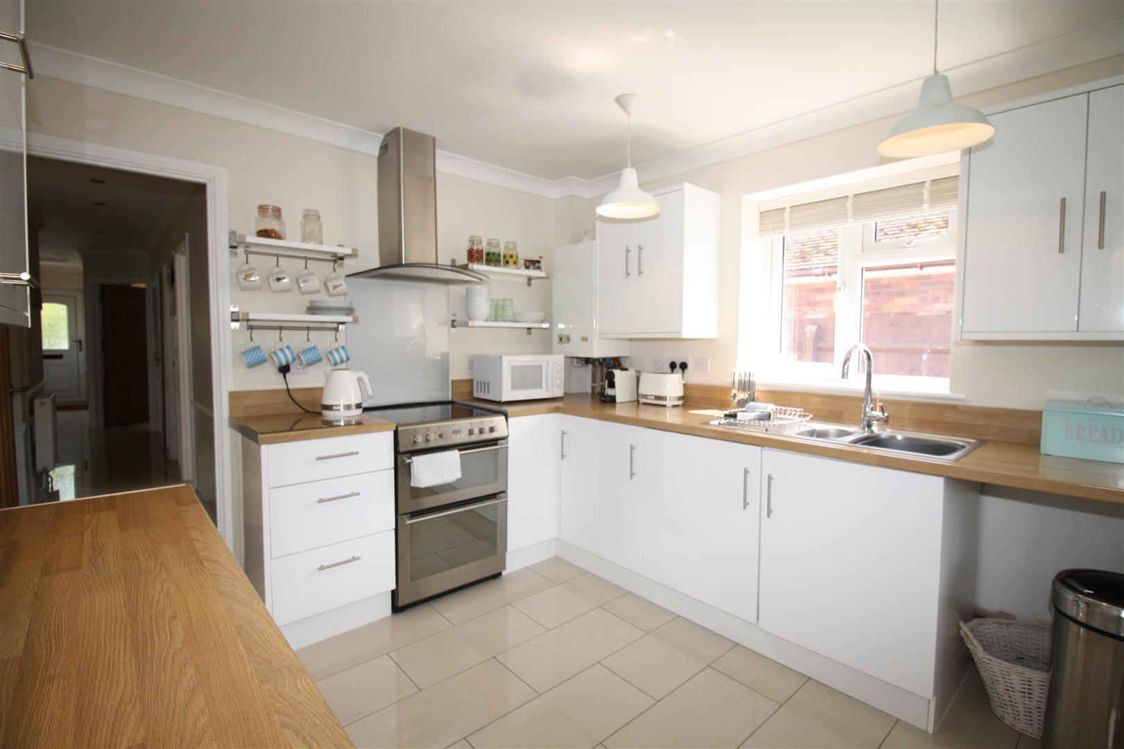 Shenley Road, Bletchley, Milton Keynes Image 8