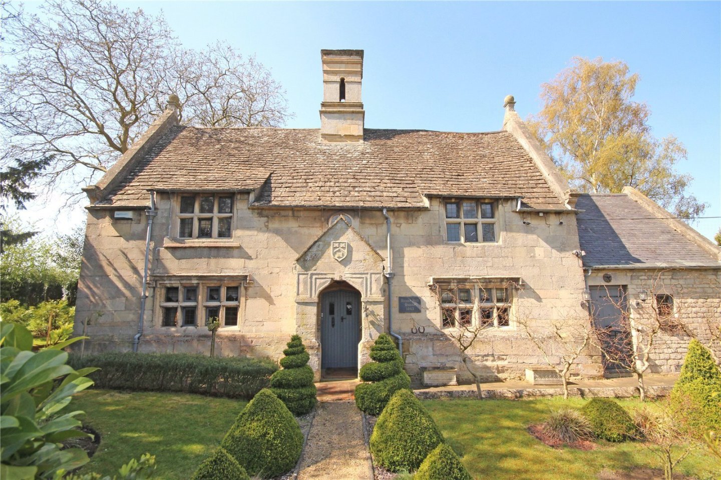 JacksonStops 4 bedroom property for sale in Kettering Road, Weldon