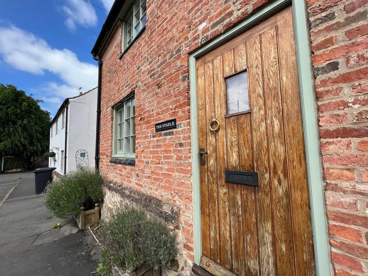 STABLE COTTAGE, MAIN STREET, FRISBY ON THE WREAKE, MELTON