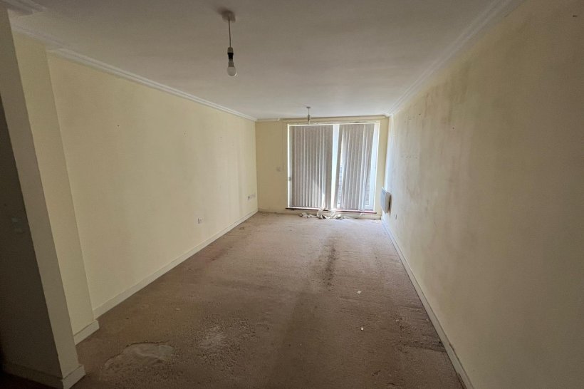 Kingscote Way, Brighton 2 bedroom apartment Fox & Sons