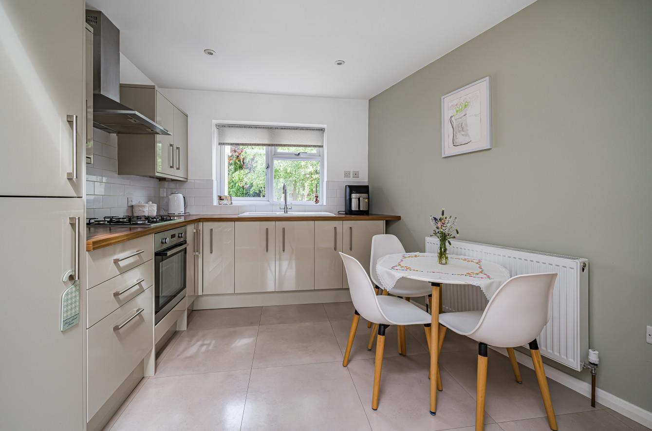 4 bedroom property for sale in Tilehouse Way, Denham £1,150,000