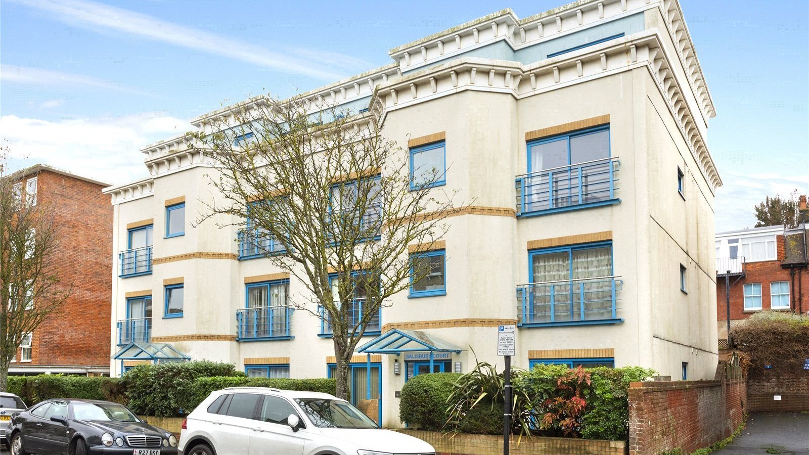 2 bedroom property to let in Salisbury Court, 3637 Salisbury Road, BN3 £1,700 pcm