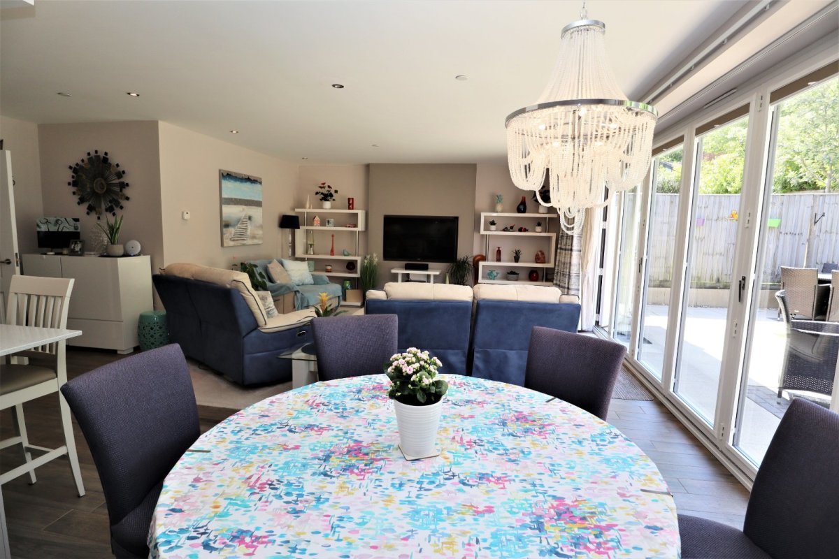 5 bedroom property for sale in Abbotsbury Road, Broadstone, Dorset