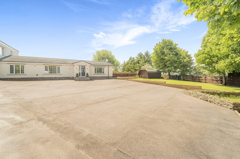 3 bedroom property for sale in Long Causeway, Cliviger, Burnley