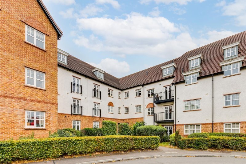 3 bedroom property for sale in Wissen Drive, Letchworth Garden City