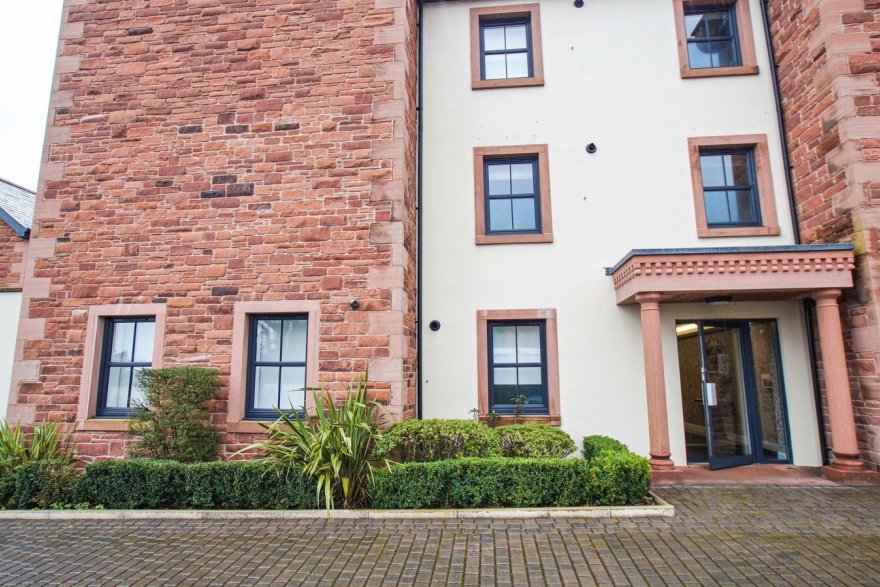 2 bedroom property for sale in Wetheral, Carlisle, CA4 £295,000