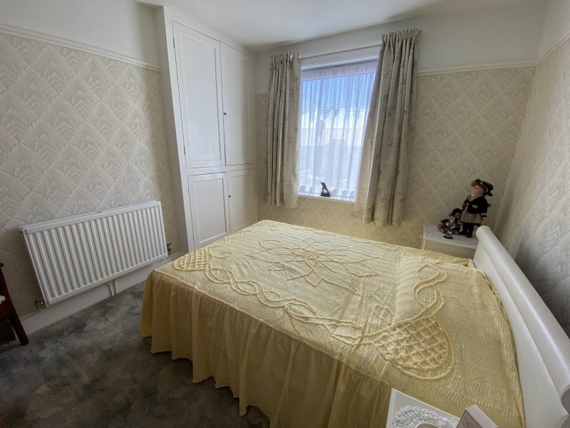 3 bedroom property for sale in Stratford Road, Milford Haven