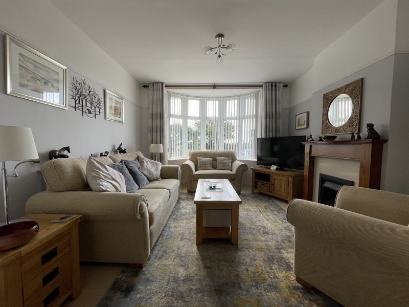 4 bedroom property for sale in Tiers Cross, Haverfordwest